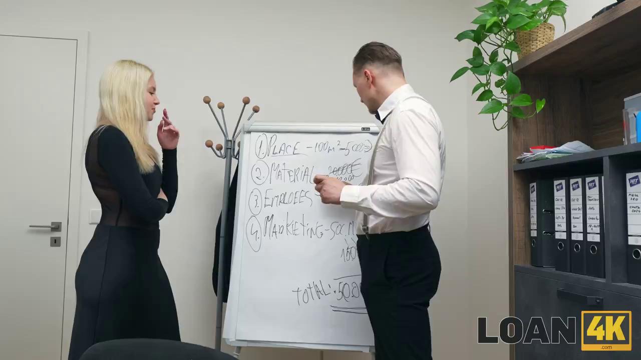 Nikoletta Queen Loan4K
